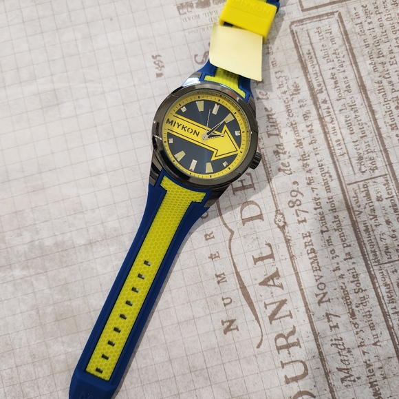 Mens watch - Picture 2 of 7